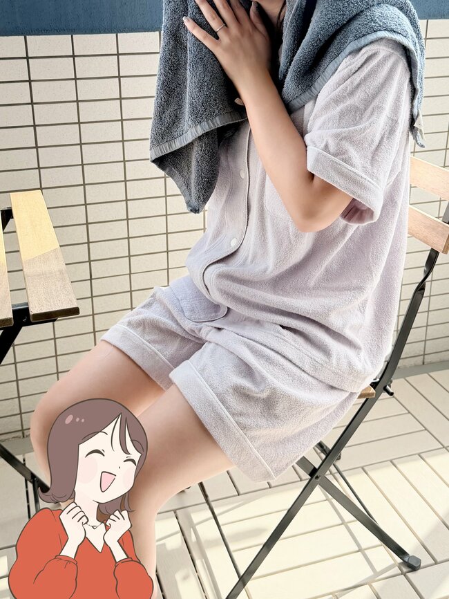 「すでに予備ほしい」「最高すぎる」無印良品の“着るふわふわタオル”パジャマとは思えない気持ちよさです!「寝汗をかく夜でも快適」