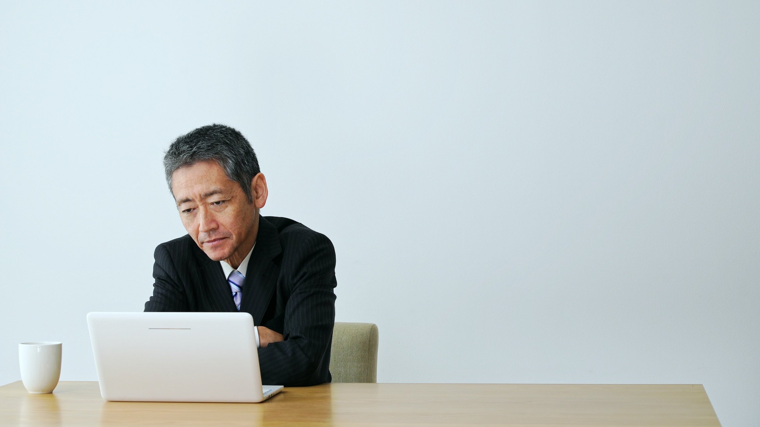 「あの上司は無能だ」とレッテルを貼られてしまう行動・ワースト1