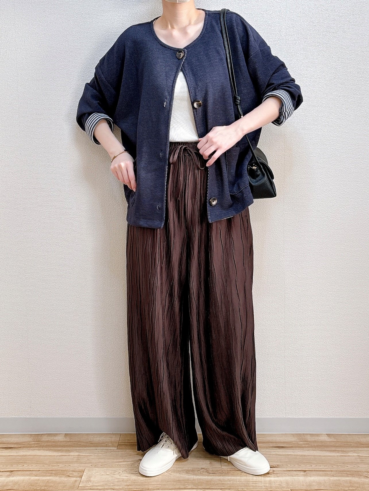 1639円とは思えない...！しまむらの「高見えカーディガン」サッと羽織るだけでオシャレに決まるんです！