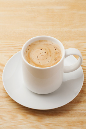 気分転換のはずが逆効果も!<br />仕事中の間食・飲み物に注意