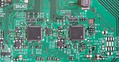電子部品メーカー主要3社「採用大学」ランキング2024！ニデックで新たにトップに立った大学は？