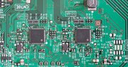 電子部品メーカー主要3社「採用大学」ランキング2024！ニデックで新たにトップに立った大学は？