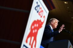 トランプ氏を大統領候補に正式指名、共和党大会開幕