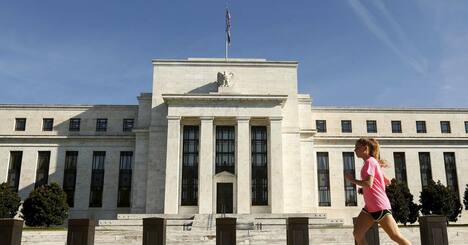 米長期金利2％割れ、誰も予想できなかった異変