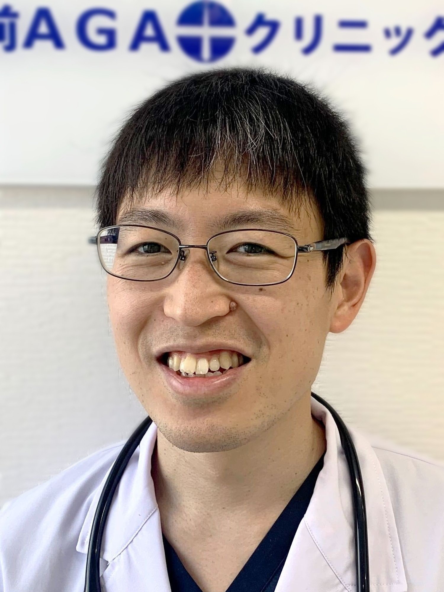 「頭頂部が薄くなってきた」と感じたとき、真っ先にやるべきこと