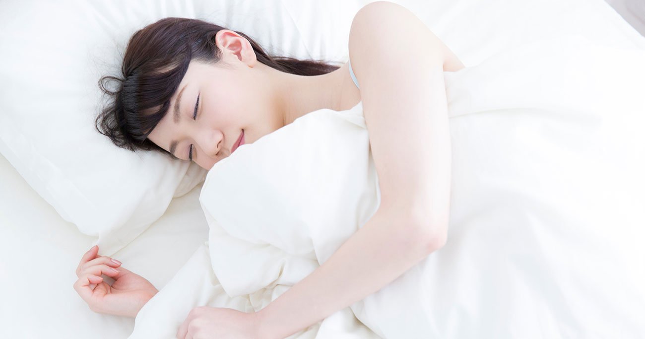 【睡眠投資】「ハイテク繊維」が眠りを妨げる？ 化学繊維の落とし穴…脳の休息を最大化する天然コットンの底力