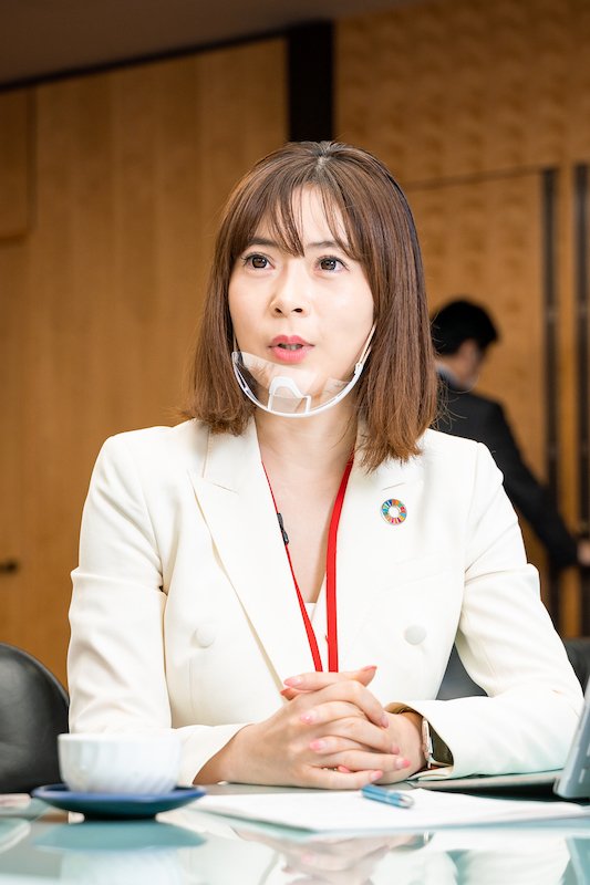 写真:馬渕磨理子氏
