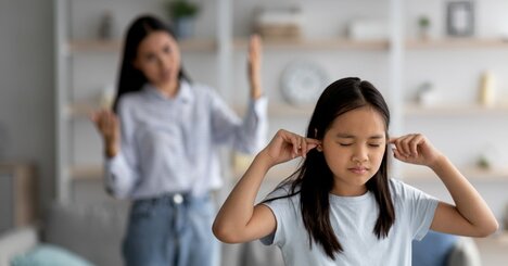 「なぜ学校に行けないの？」と不登校の子に問い詰めてはいけない理由
