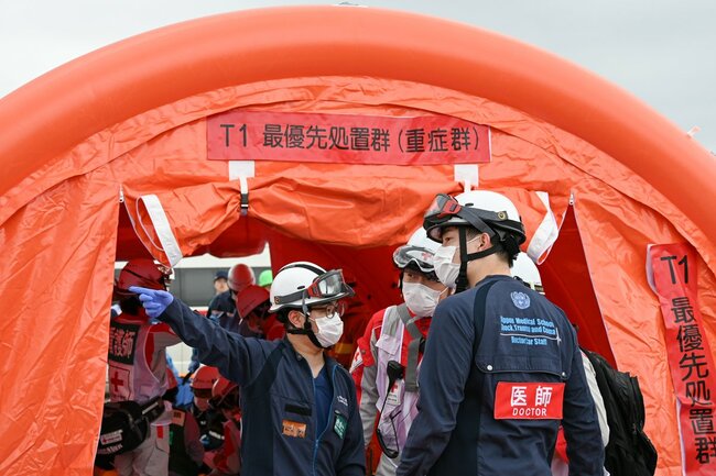 羽田空港での緊急医療訓練の様子