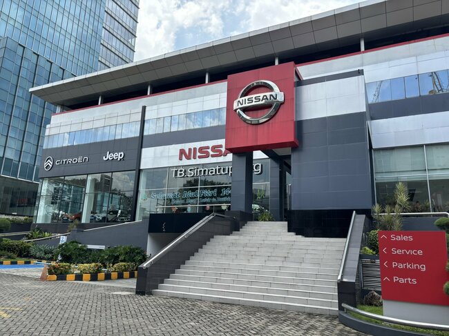 日産