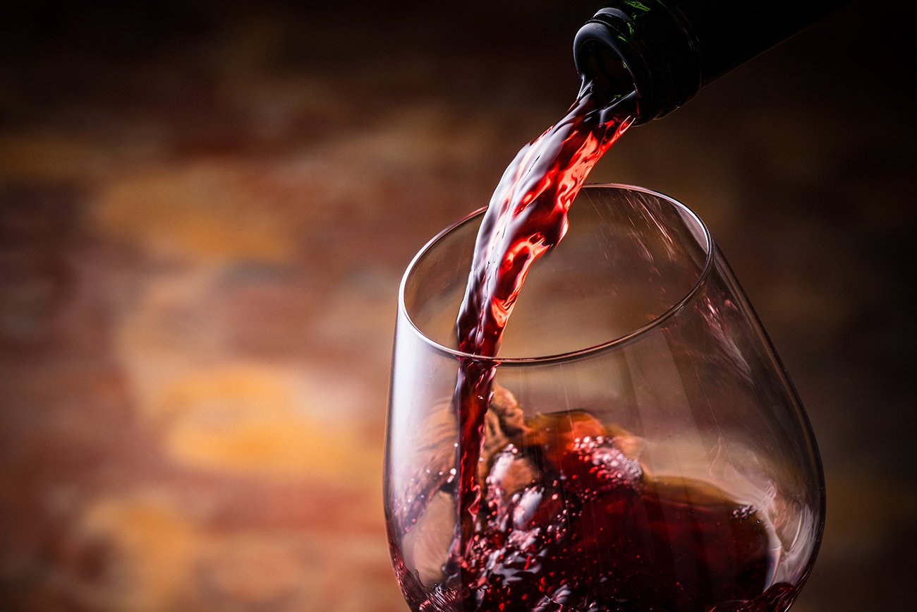 発明王エジソンや世界のセレブが愛飲した「禁断のワイン」とは?