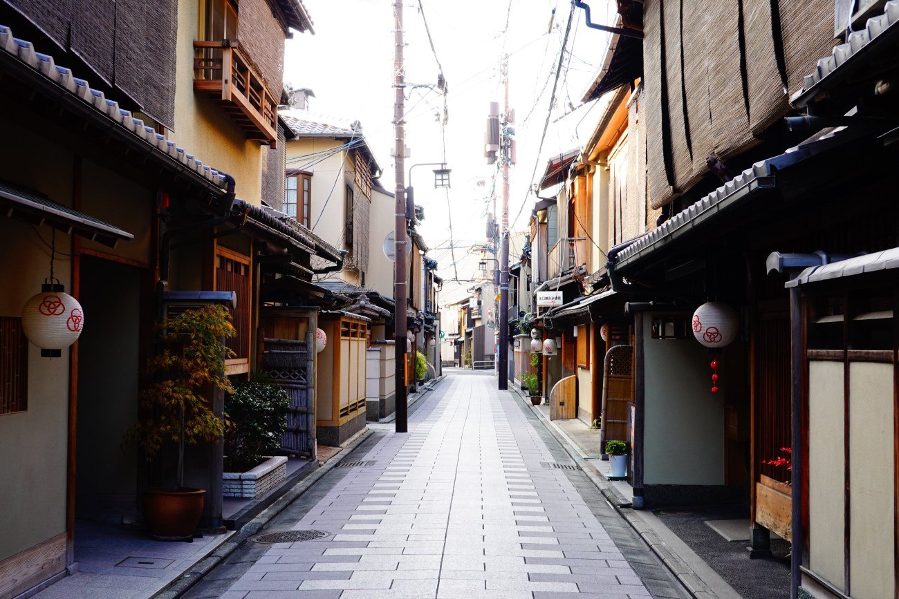 なぜ「ただの野草」がごちそうになる？ 京都の名店に20年通って気づいた「商売の本質」