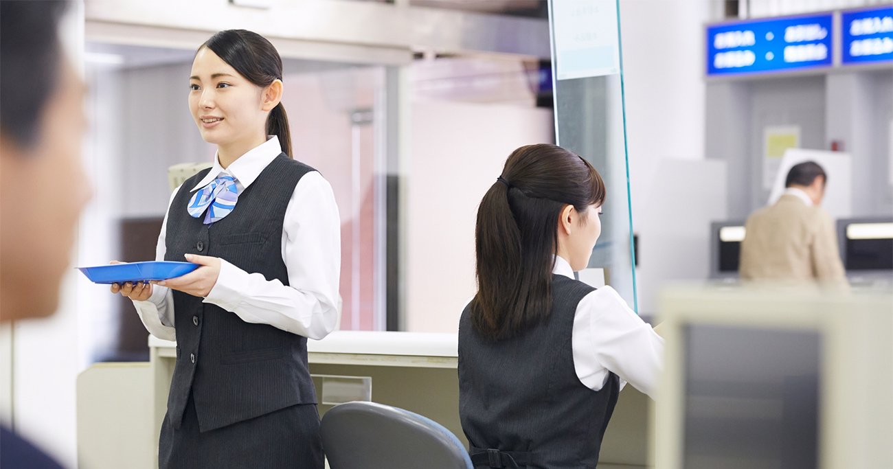 「なぜ私のペンを課長が…?」メガバンクで休暇中、上司がこっそりやっている“信じがたい行動”とは