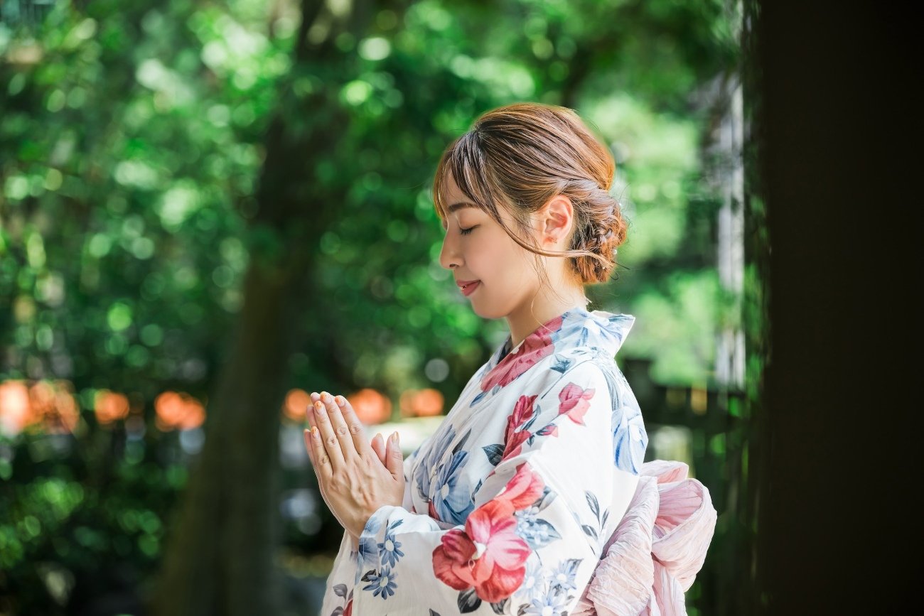 【大喜利】「釈迦釈迦ポテト(シャカシャカポテト)、仏ーキ(ホットケーキ)、に続く宗教系の食べ物の名前は?」で出てきた、「神社エール」を超える秀逸な回答・ベスト2
