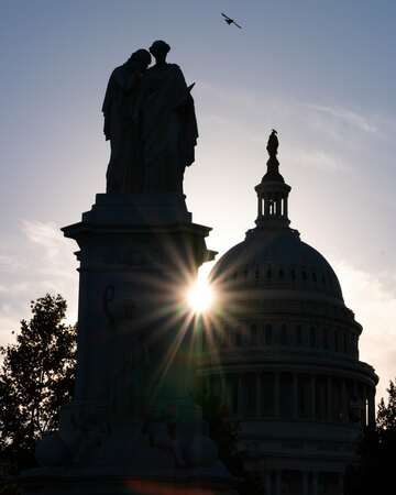 米政府に問題解決能力なし　見限る有権者