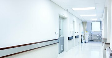 「射精障害が起こらない」「日帰り手術も可能」…“体に負担が少ない”前立腺肥大の新治療とは?
