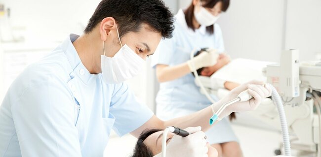 歯科医向けに「不動産販売」を開始、東証グロース上場の成長企業が描く勝ち筋とは？