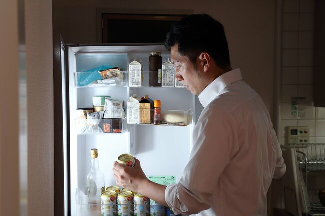 ストレスで「甘いもの」「お酒」が止まらないのはなぜ?食欲を暴走させるヤバいホルモンとは【管理栄養士が解説】
