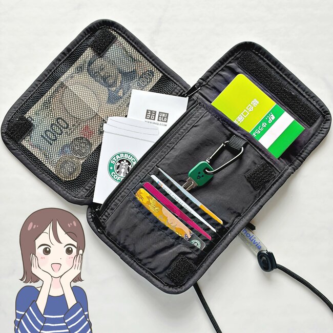 カードや診察券が30枚入った！3COINSの“ポケットたくさんケース”お薬手帳もすっぽりで天才すぎる！「病院、薬局に持っていってます」「ペッタンコでかさばらなくて良いです」