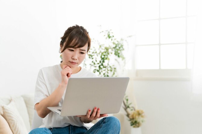 AIの時代に転職できない人は「勉強する時間がない」と言う。転職できる人は「生成AI」をうまく使う。では年収を上げる人は何をする?
