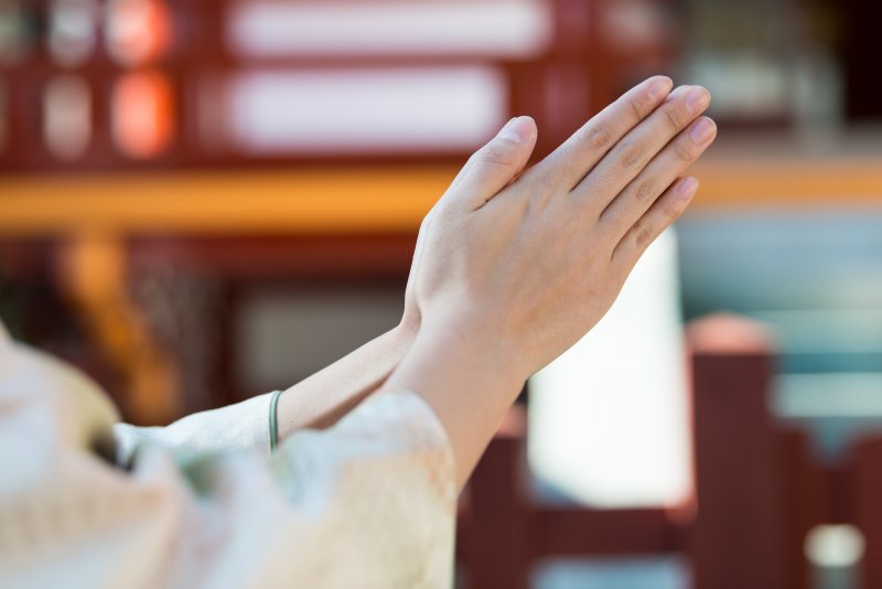 神様は見ている。運がいい人、お金持ちの人は、神社参拝時に決してしないこと