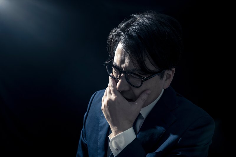 【お金を増やす】「このまま会社員を続けていても将来は暗い」と断言するワケ