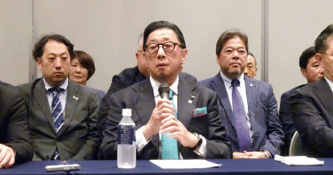 日本薬剤師会の新会長体制を「空中分解」危機に陥れた役員人事バトル