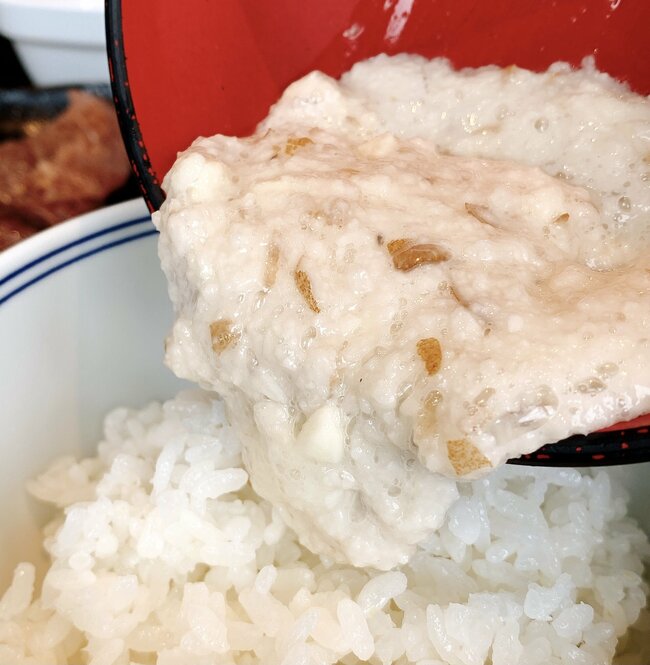 「肉多すぎてワロタ」「お腹ぱんぱん」吉野家の“よくばりすぎるメニュー”ご飯おかわり自由なのが嬉しい!「とんでもなく美味しかった」《実食レビュー》