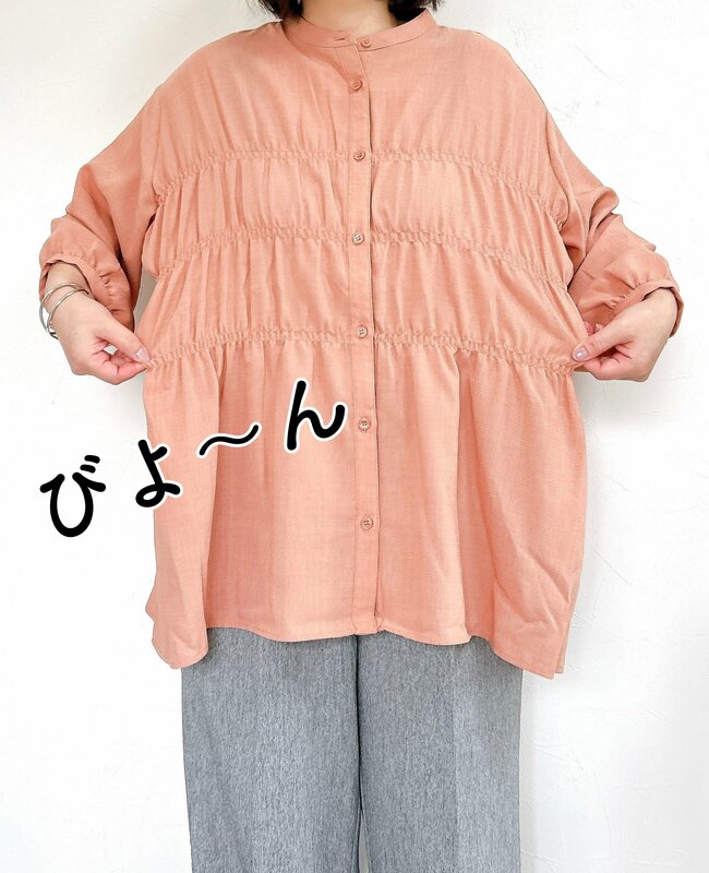 【ワークマン】華やかで大人かわいい！2300円の「着痩せトップス」お尻をまるっと隠せて、体型カバーもばっちり！