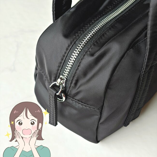「小さく見えて長財布が入る！」GUの“めちゃ軽ミニバッグ”色違いもほしくなる優秀さ！「何度見ても可愛い！」「お値段以上の高見え」【購入レビュー】