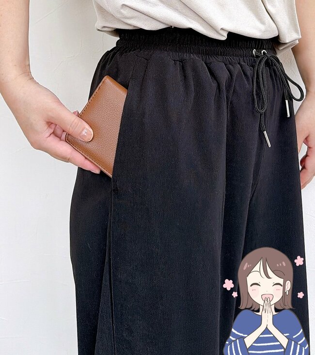 【ワークマン】「胸ポケットに入る」980円の“スリムな財布”小銭が取り出しやすくて便利！「よく考えられている商品」「主人も喜びました」《購入レビュー》