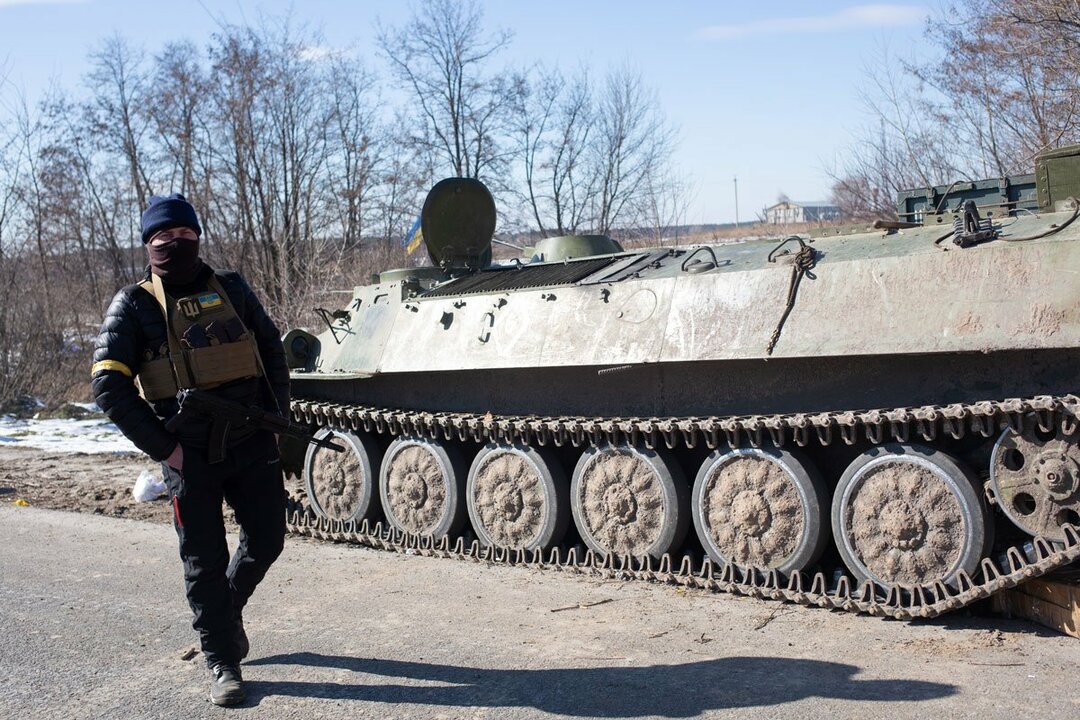 ウクライナ軍「奇襲と散兵」 ロシア補給線狙う