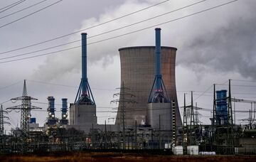 原発と天然ガスはグリーン投資か　EU案に「偽善」批判