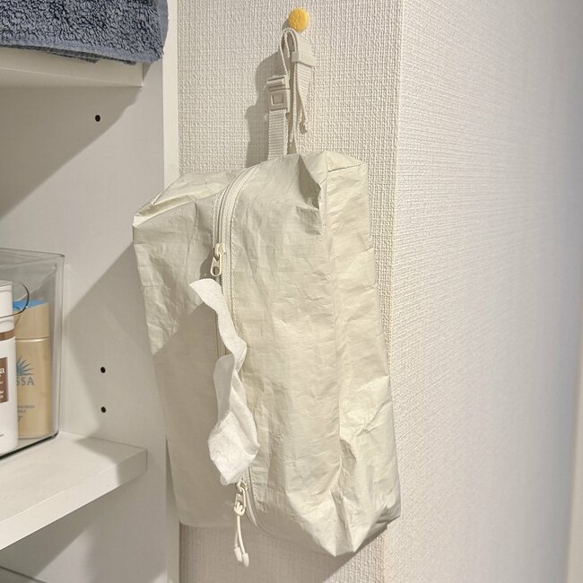 「再入荷してすぐ購入」無印良品の“吊るせるシートケース”が大人気「使い方無限大」「家中で使っています」《購入レビュー》