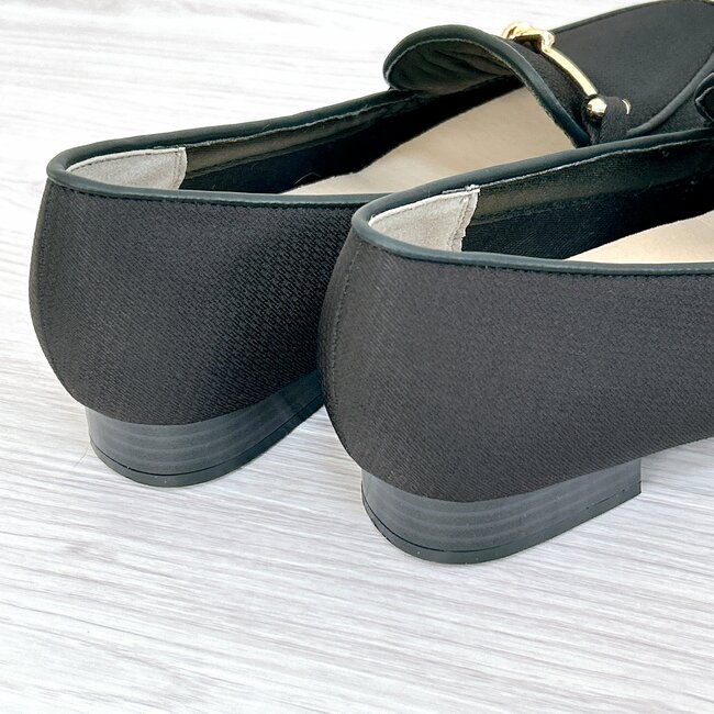 もう普通のパンプスに戻れない…！しまむらの「2420円シューズ」高見えなのに、ゆったり楽ちんで足が痛くなりにくいの！