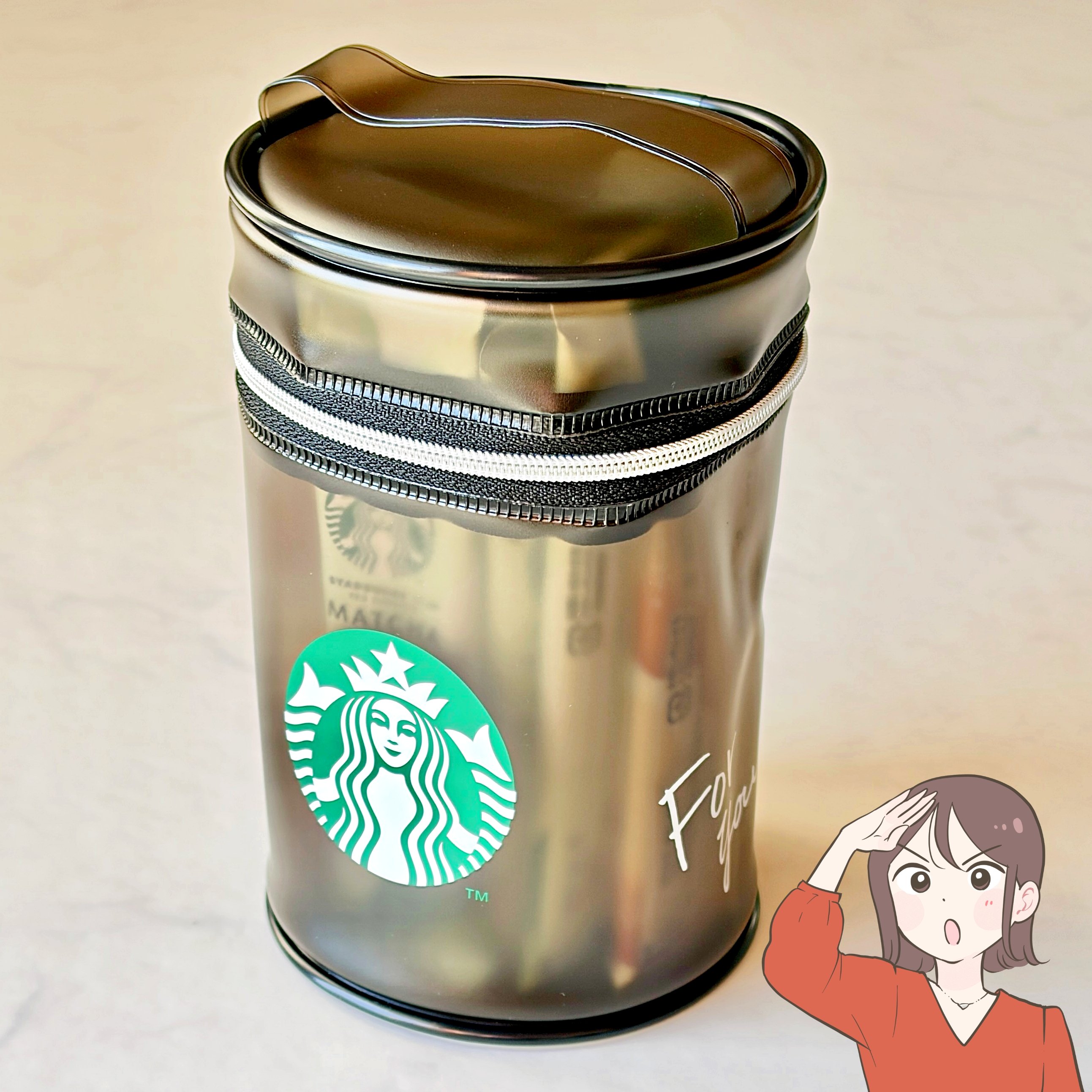 お薬が146錠も入った…!スターバックスの「黒ねこポーチ」可愛すぎるし、ガバッと開いて使いやすい!《購入レビュー》