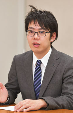 セイノー情報サービス
原謙介 知識ベース・ロボット推進室 主任