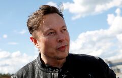マスク氏の華麗な節税ワザ、テスラには迷惑