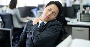 「デスクワークばかり」の人が寿命を延ばすために毎日やっている“シンプルな習慣”とは？