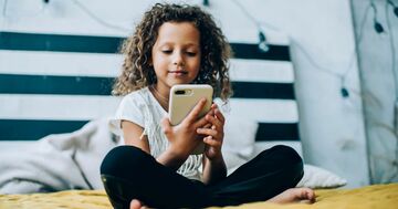 GoogleのCEOは子どもに「YouTubeを見るな」と言わない。代わりにどう言う?