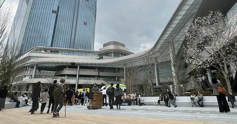 もはやSFの世界だわ…「高輪ゲートウェイシティ」開業で垣間見えた“未来の街”とは？