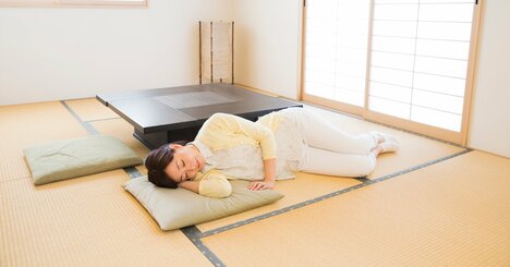 9時間以上の睡眠、90分以上の昼寝で脳卒中リスク増の可能性