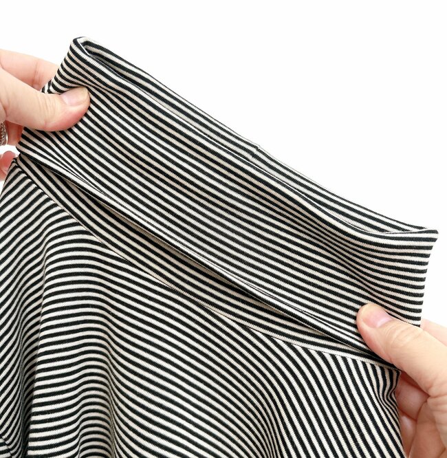 「冬の間はこればかり着てしまう」無印良品の“1490円トップス”がマフラーいらずの暖かさ！「値段以上の質」「全てがちょうどいい！」