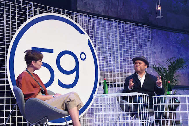 エストニア最大の起業家カンファレンス「Latitude59」で孫泰蔵氏(写真右)とEde Schank Tamkivi・Eesti2.0 CEOが対談しました。