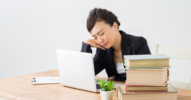 一律の夜間や休日のメール禁止は、働き方改革に本当に寄与するのでしょうか?