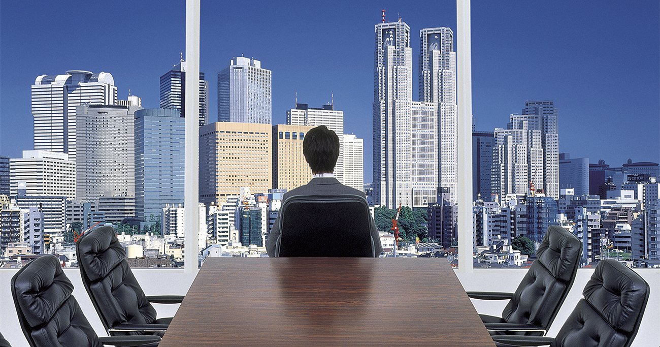 演繹法経営は帰納法経営が浸透した組織では困難がつきまとう。それでも経営トップはやり切らなければならない
