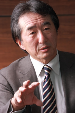 目指すべきは「歌って踊れるCFO」<br />ビジネスの“因数分解力”こそ重要<br />――西村豊・リシュモン ジャパン 社長<br />リージョナルチーフエグゼクティヴオフィサー