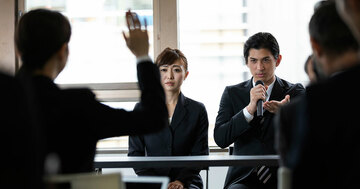 不祥事に「神対応」できた企業、できずに破綻した企業の違い