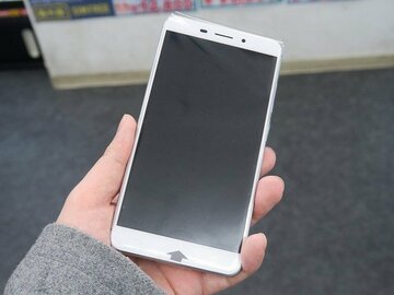DSDS対応の高コスパSIMフリースマホ「ZenFone 3 Laser」が約1万8000円でセール中！