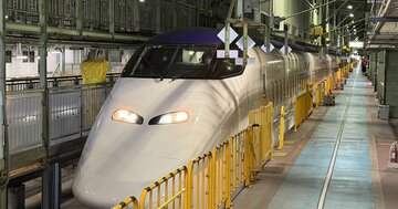 日本初「荷物専用新幹線」が運行開始、輸送力5倍の「新インフラ」の課題とは